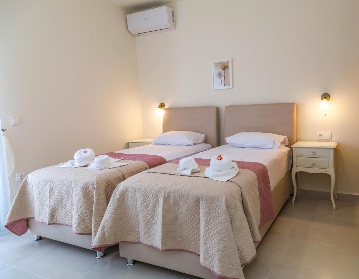 Meliades Villas Apolpaina Екстериор снимка