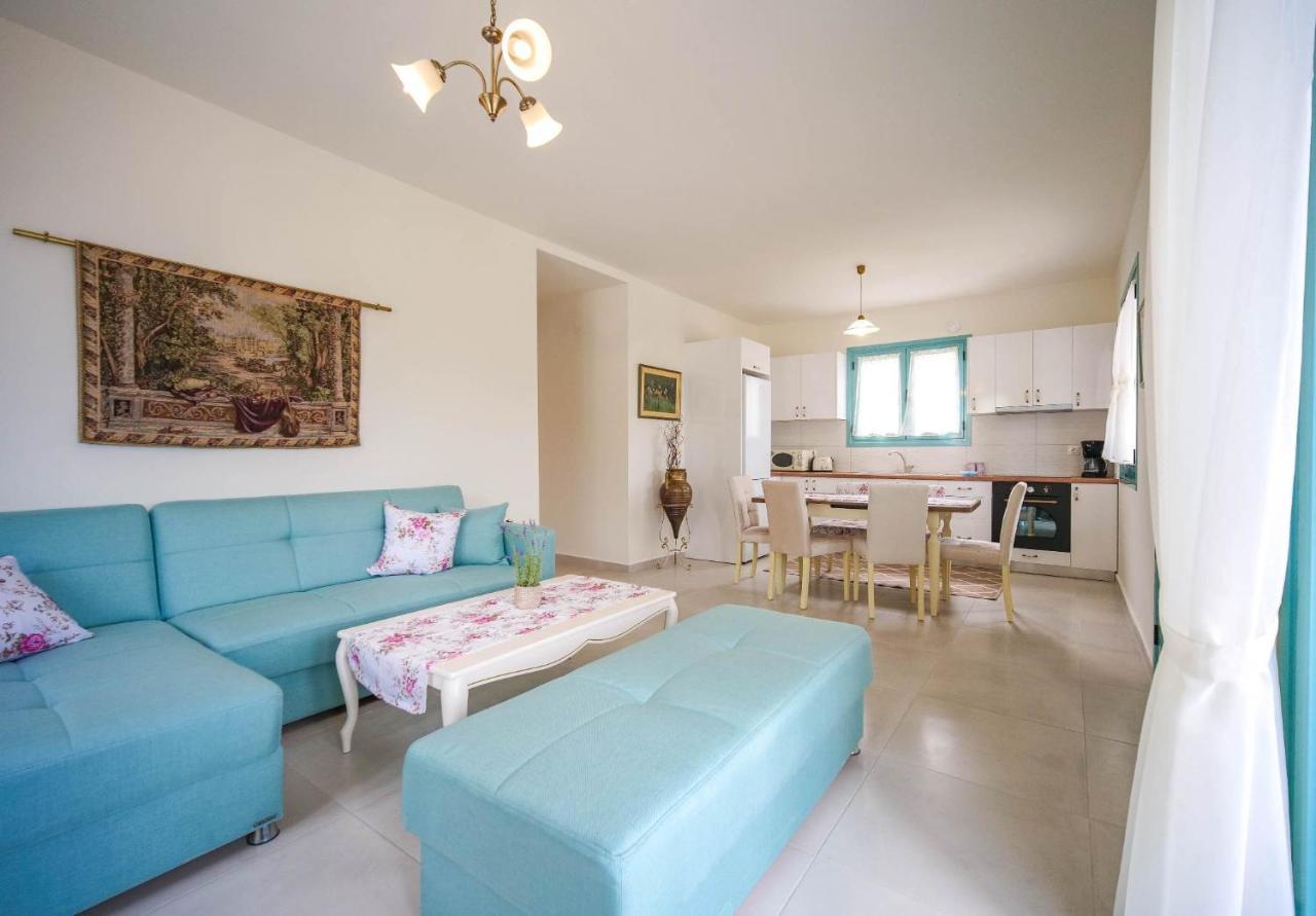 Meliades Villas Apolpaina Екстериор снимка