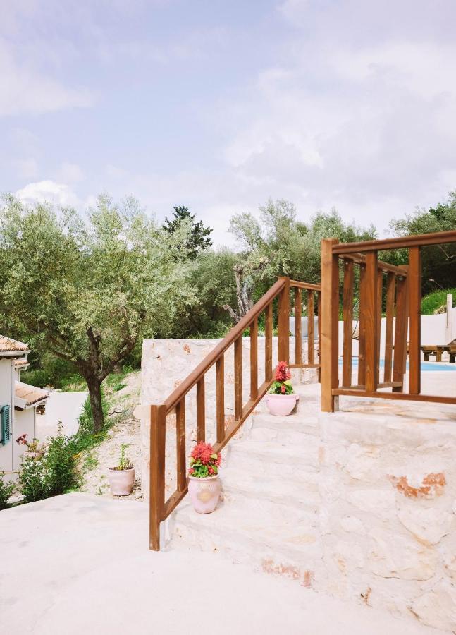 Meliades Villas Apolpaina Екстериор снимка
