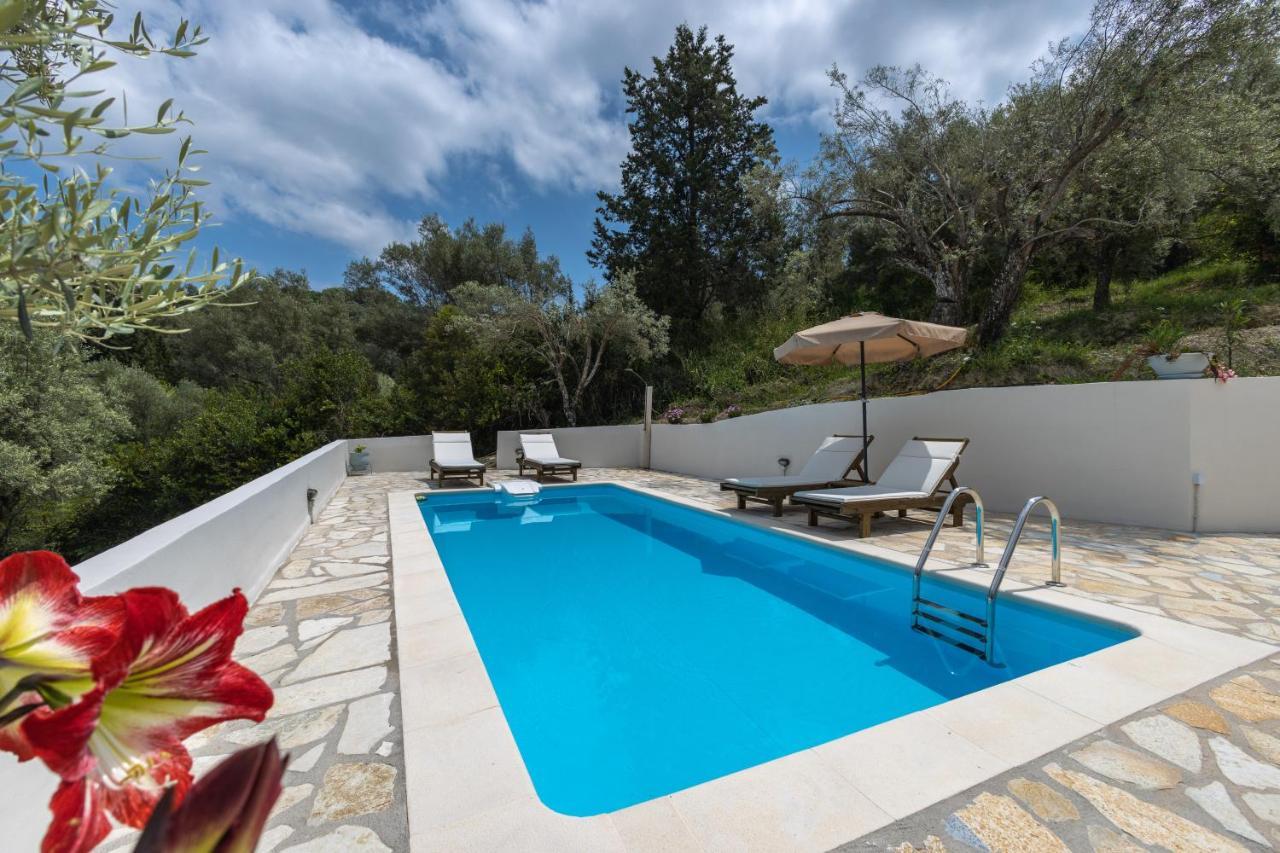 Meliades Villas Apolpaina Екстериор снимка