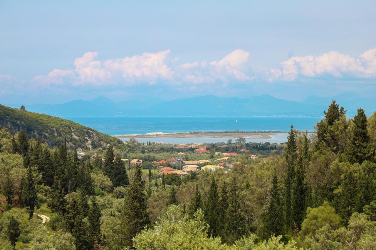 Meliades Villas Apolpaina Екстериор снимка